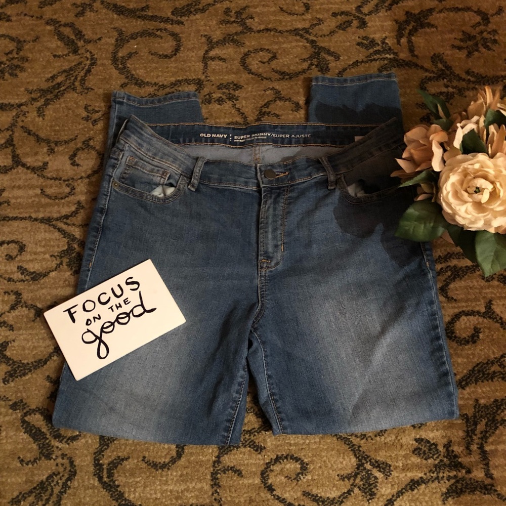 Old Navy Super Skinny Jeans